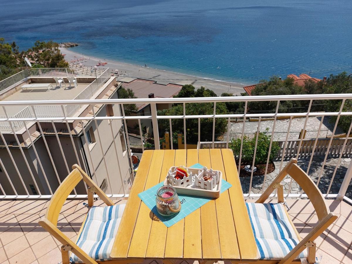 Una Finestra Sul Mare Home 1 بيرغيجي المظهر الخارجي الصورة