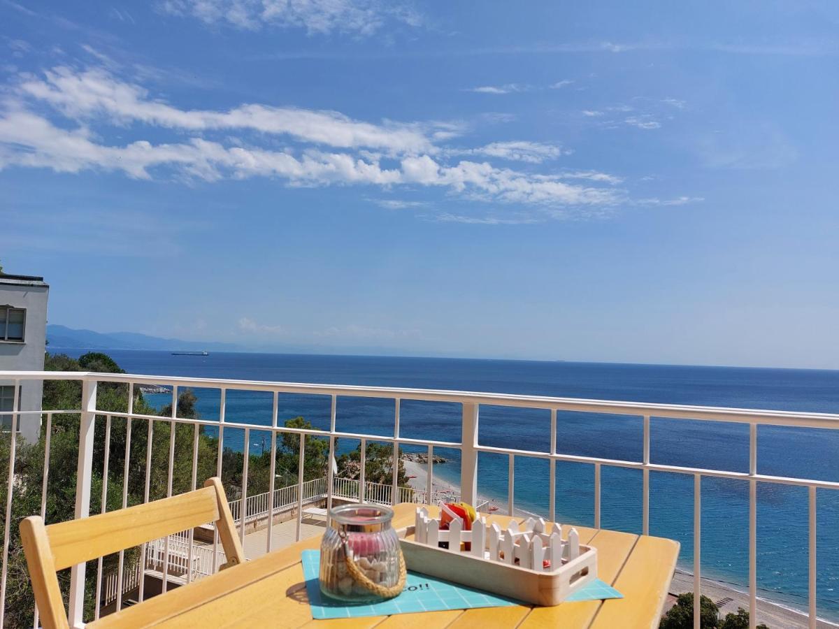 Una Finestra Sul Mare Home 1 بيرغيجي المظهر الخارجي الصورة