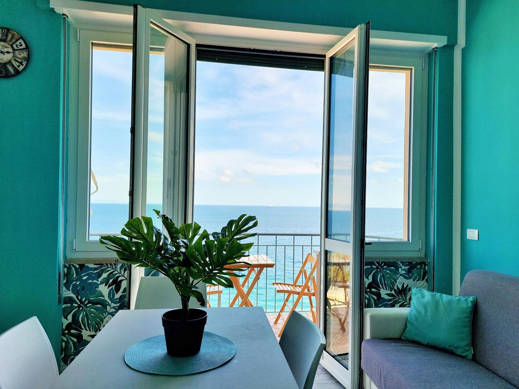 Una Finestra Sul Mare Home 1 بيرغيجي المظهر الخارجي الصورة